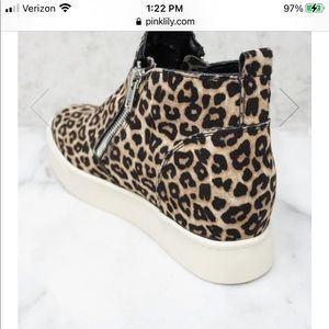 Danielle Pink lily Wedge Sneaker